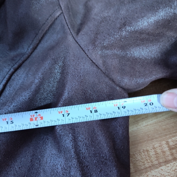 Women's Kenneth Cole Leather Jacket Unworn Cond Fun Detail Textured Sz M 8/10? - Picture 11 of 12